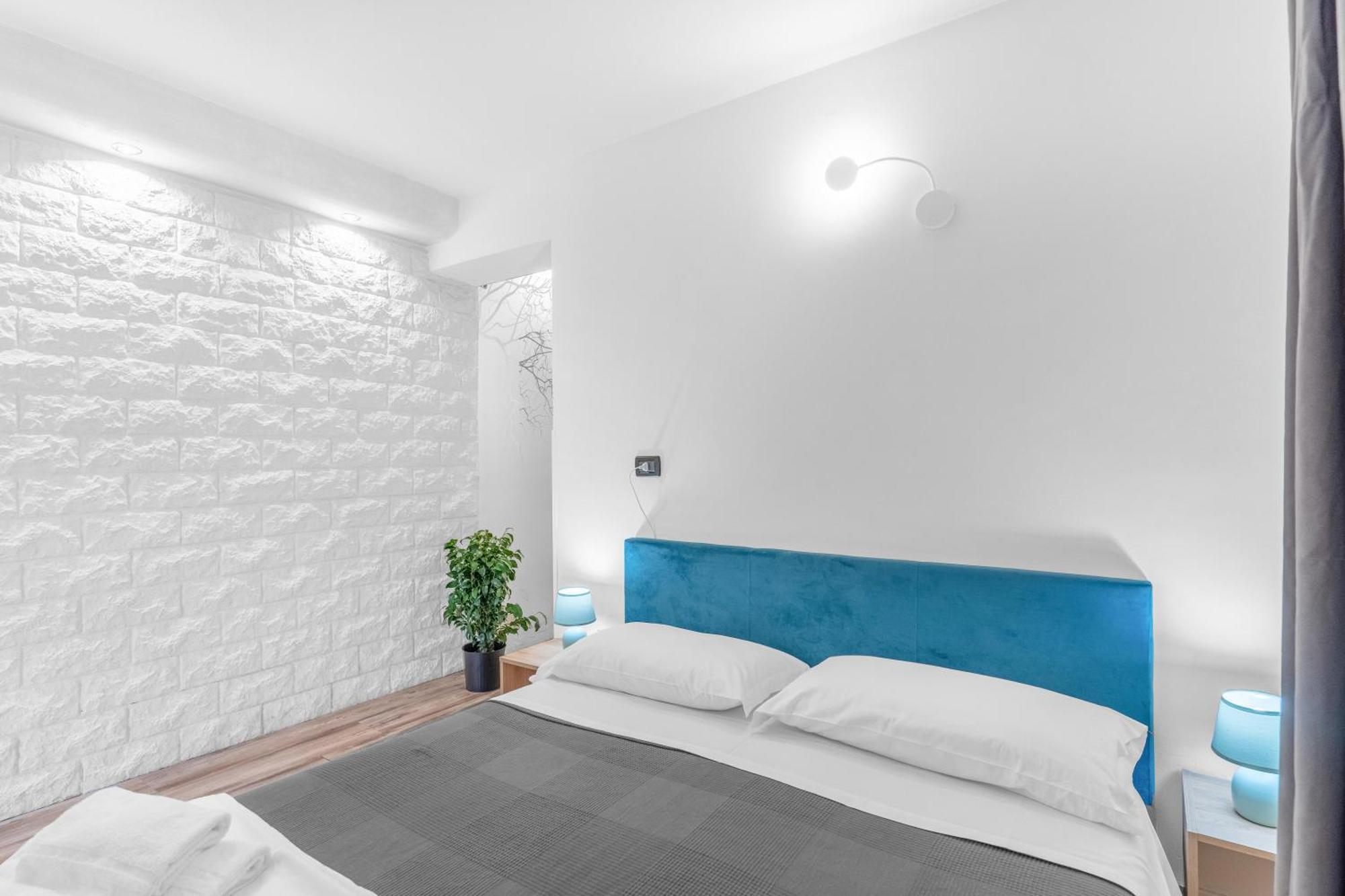 -Free Pool And Parking- Garda House Apartments Castelnuovo del Garda Ngoại thất bức ảnh