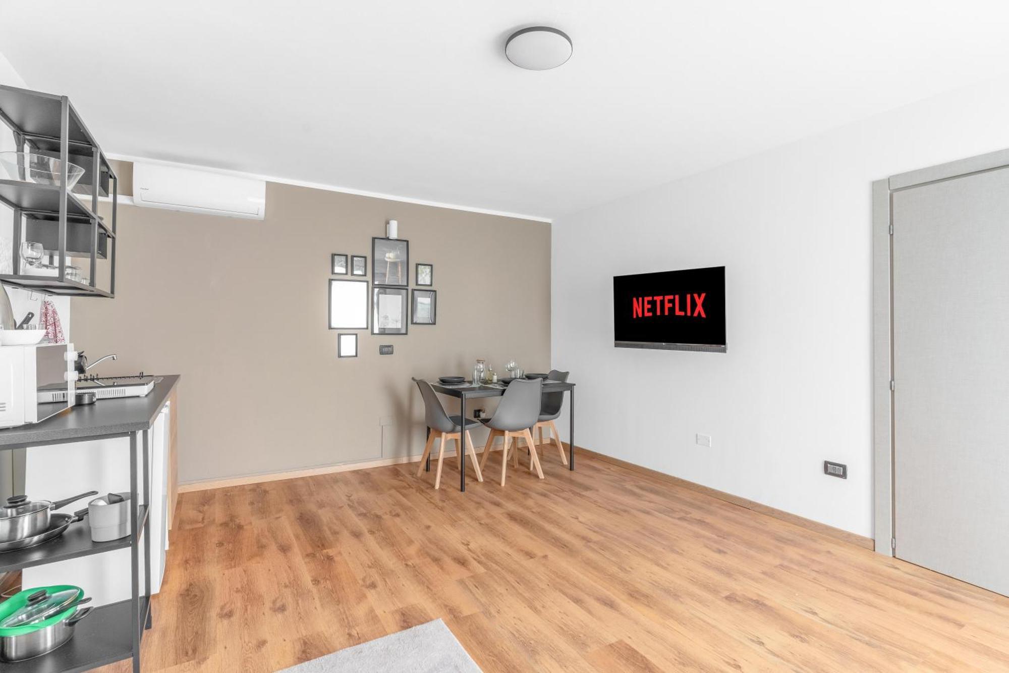 -Free Pool And Parking- Garda House Apartments Castelnuovo del Garda Ngoại thất bức ảnh