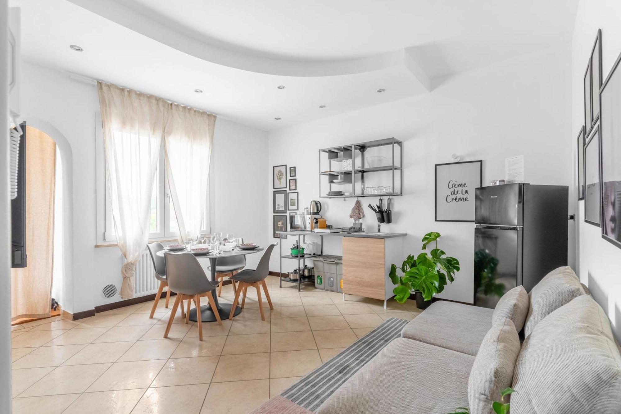 -Free Pool And Parking- Garda House Apartments Castelnuovo del Garda Ngoại thất bức ảnh
