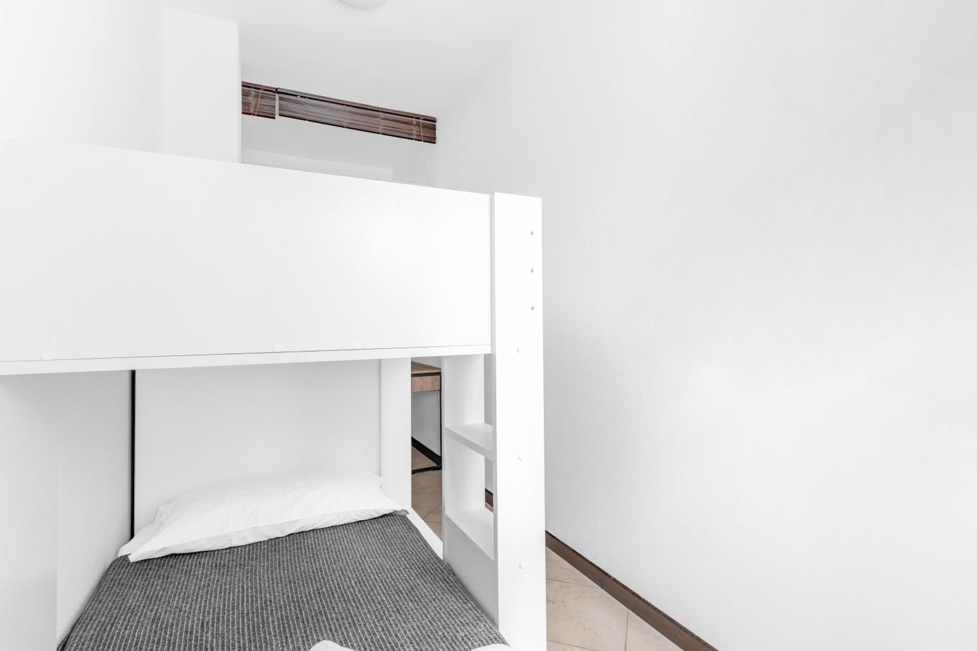 -Free Pool And Parking- Garda House Apartments Castelnuovo del Garda Ngoại thất bức ảnh