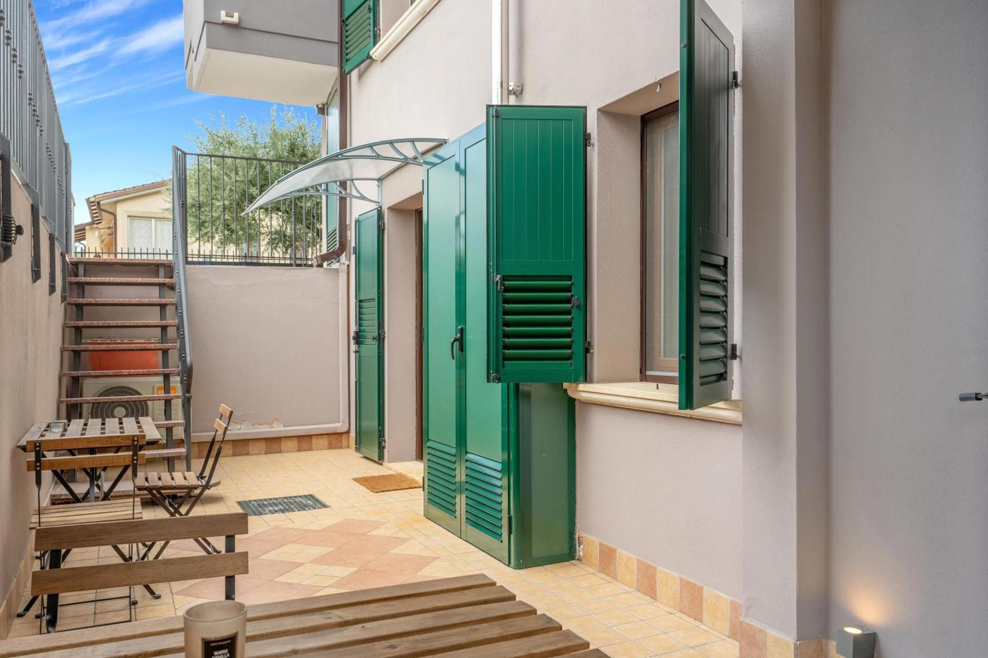 -Free Pool And Parking- Garda House Apartments Castelnuovo del Garda Ngoại thất bức ảnh