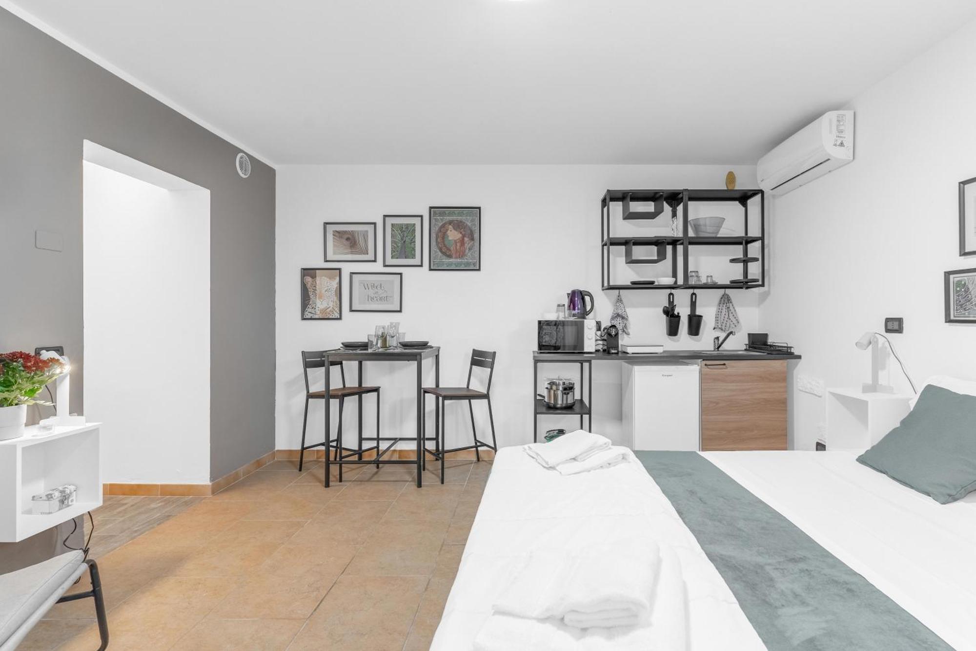 -Free Pool And Parking- Garda House Apartments Castelnuovo del Garda Ngoại thất bức ảnh