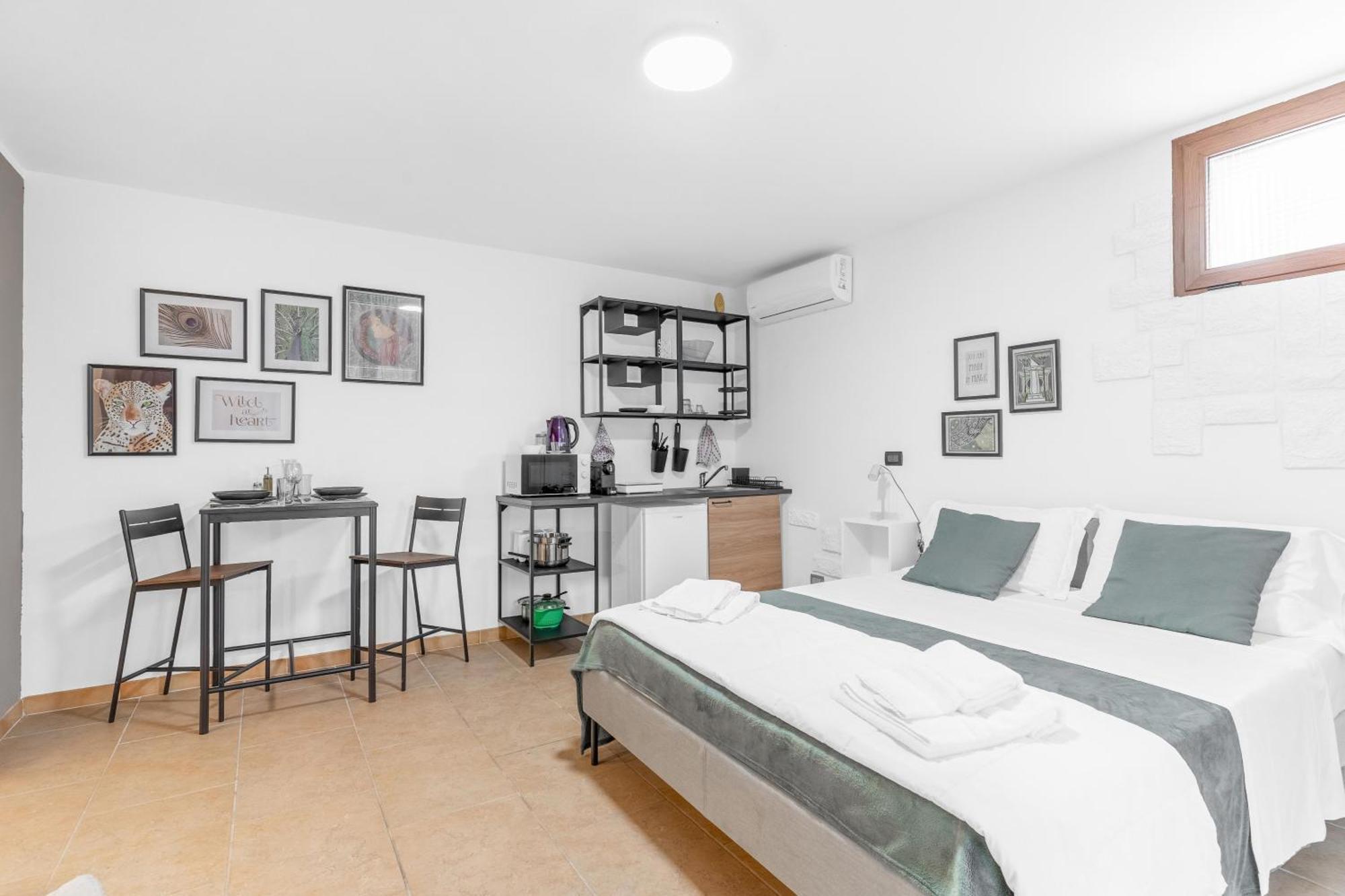 -Free Pool And Parking- Garda House Apartments Castelnuovo del Garda Ngoại thất bức ảnh